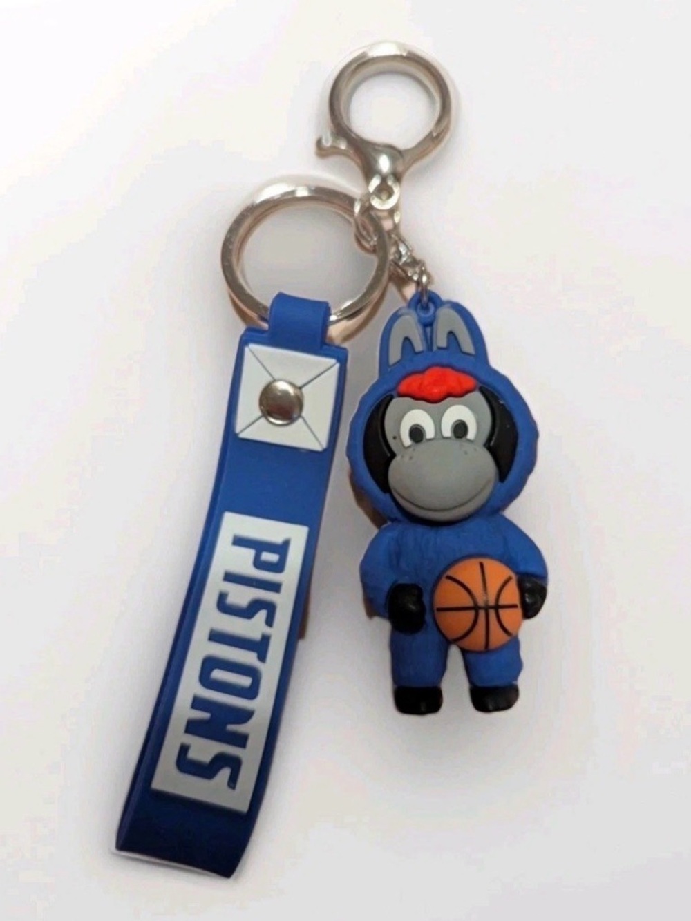 Detroit Pistons Hooper Keychain SGA 12/6/2025 NEW IN BOX